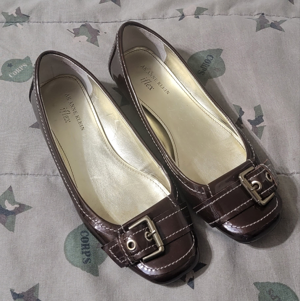 Anne Klein Flats size 8